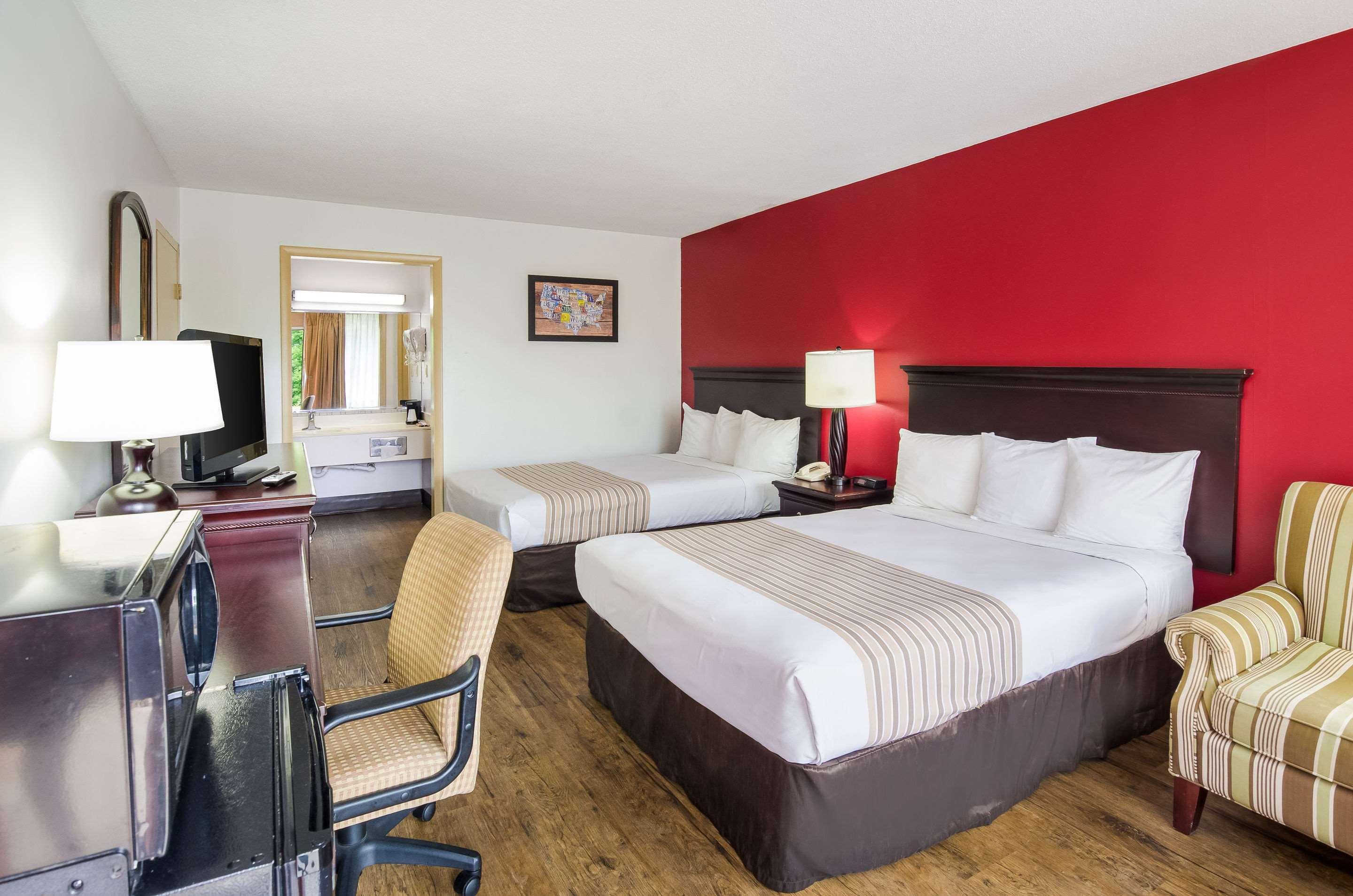 Econo Lodge Marion I-81 Exterior foto