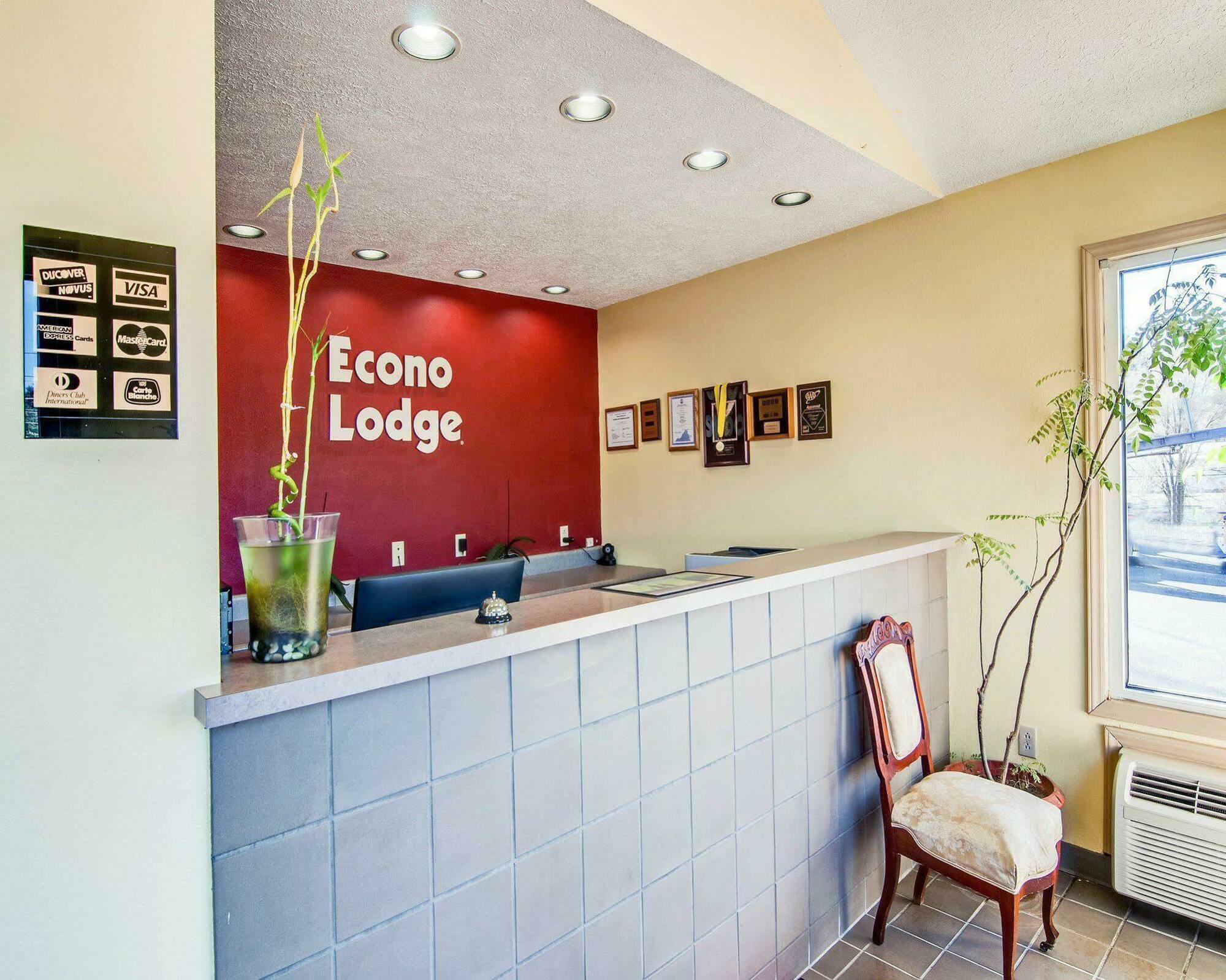 Econo Lodge Marion I-81 Exterior foto